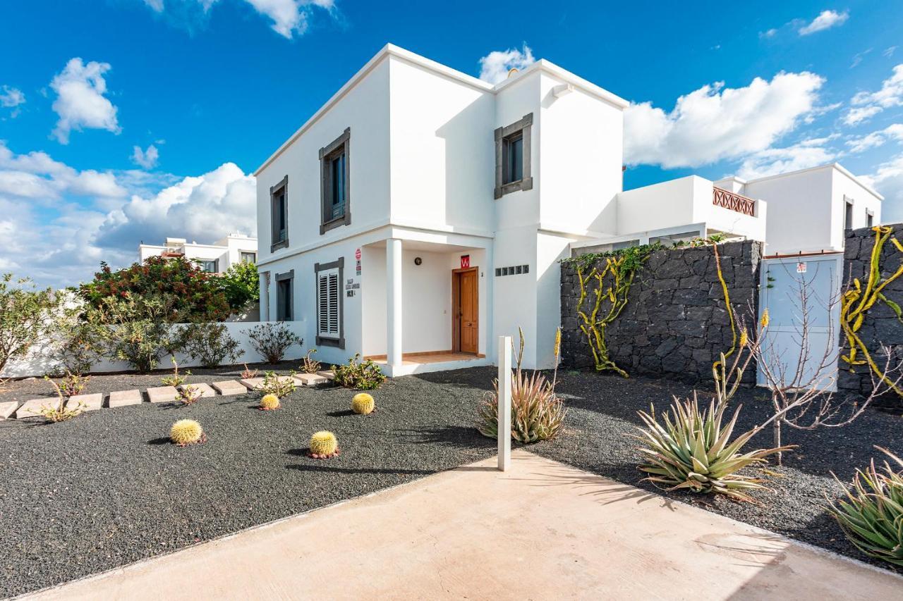 Casa Ernesto Villa Playa Blanca  Exterior photo